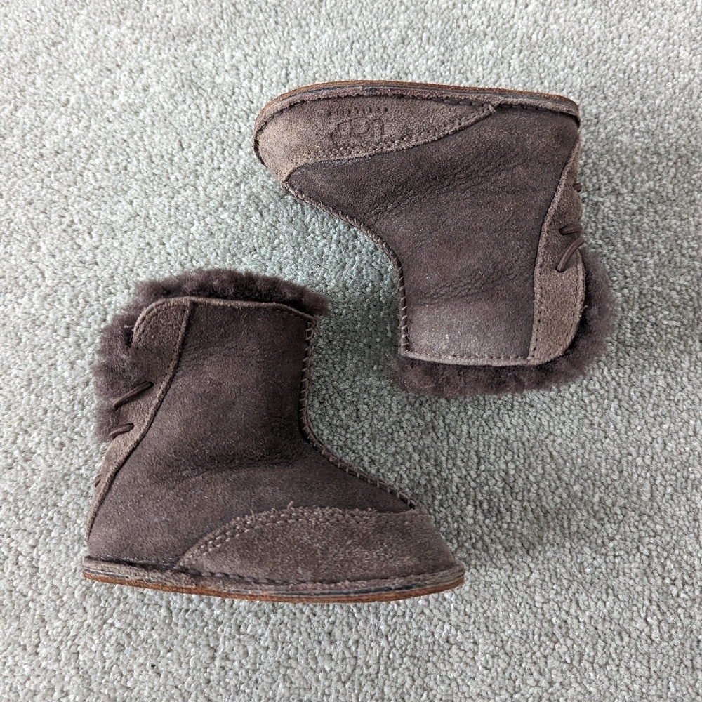 Ugg Baby Chich Winter Boots Brown Suede Size Small